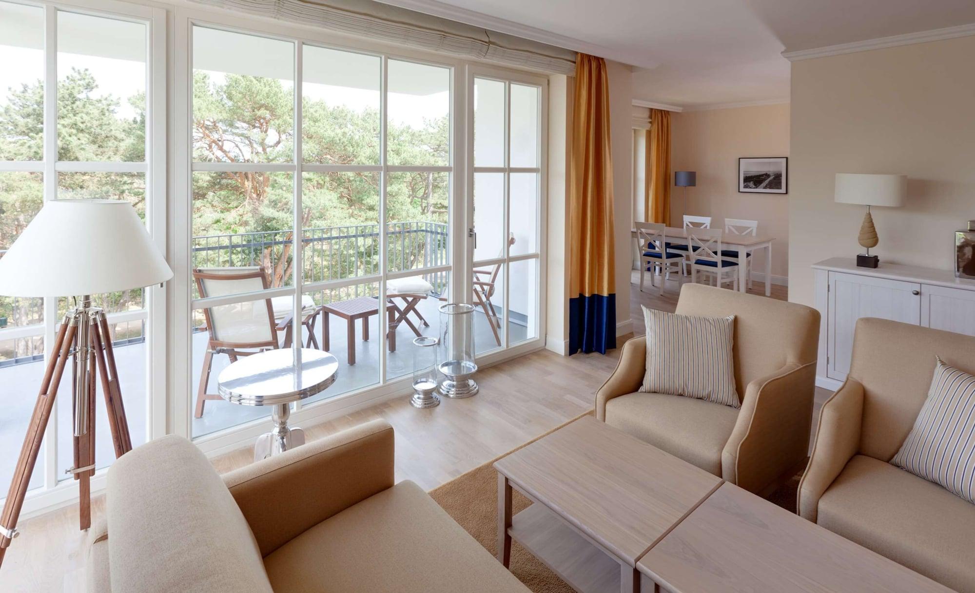 Steigenberger Grandhotel & Spa Heringsdorf Rum bild A living room at the Westin