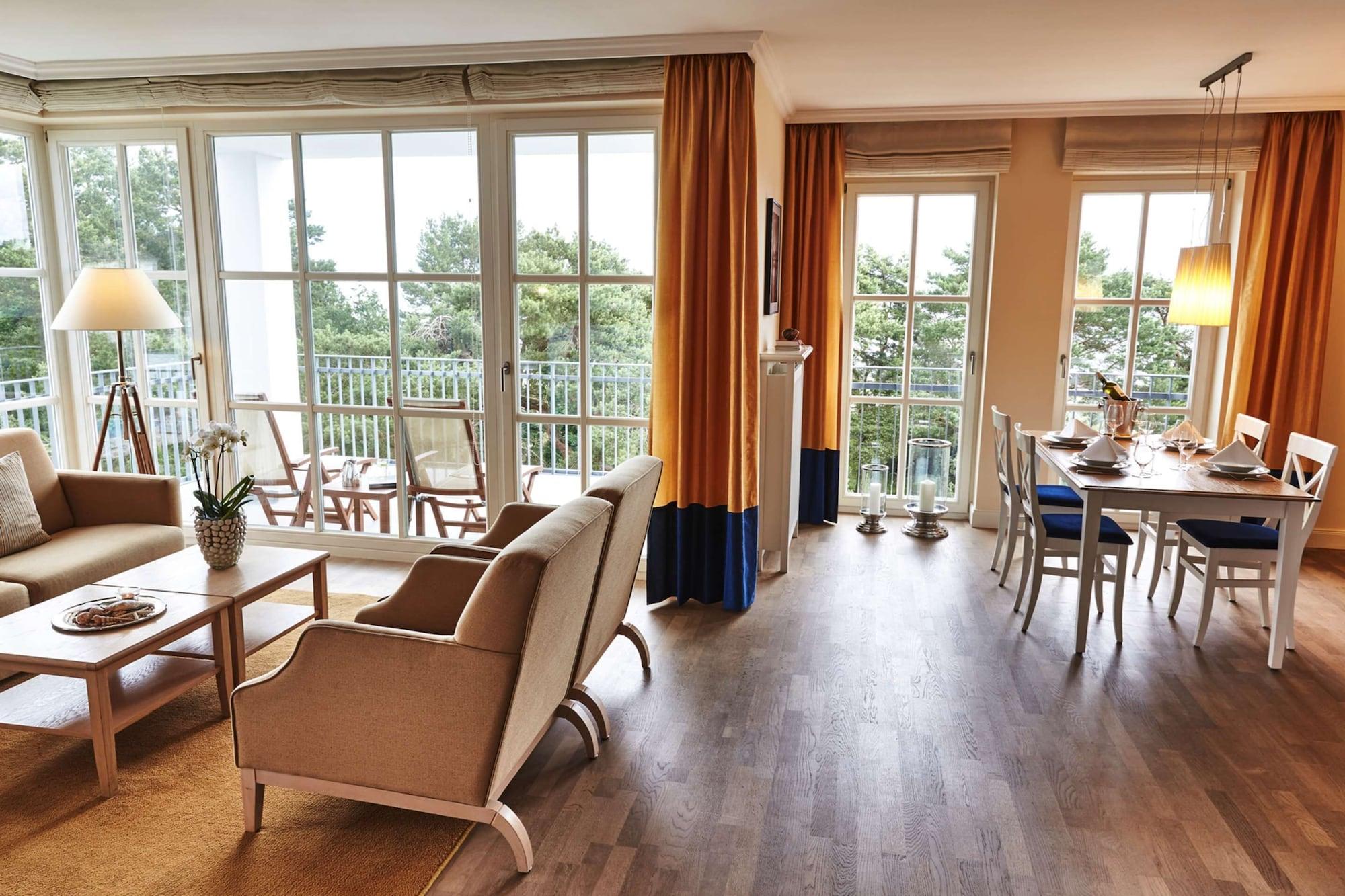 Steigenberger Grandhotel & Spa Heringsdorf Exteriör bild A suite at the Hotel de la Paix