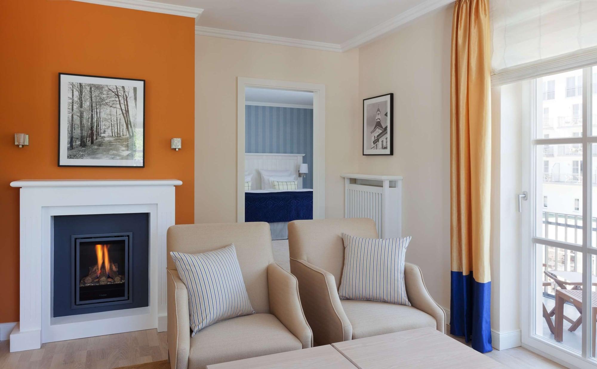 Steigenberger Grandhotel & Spa Heringsdorf Rum bild A suite at the hotel