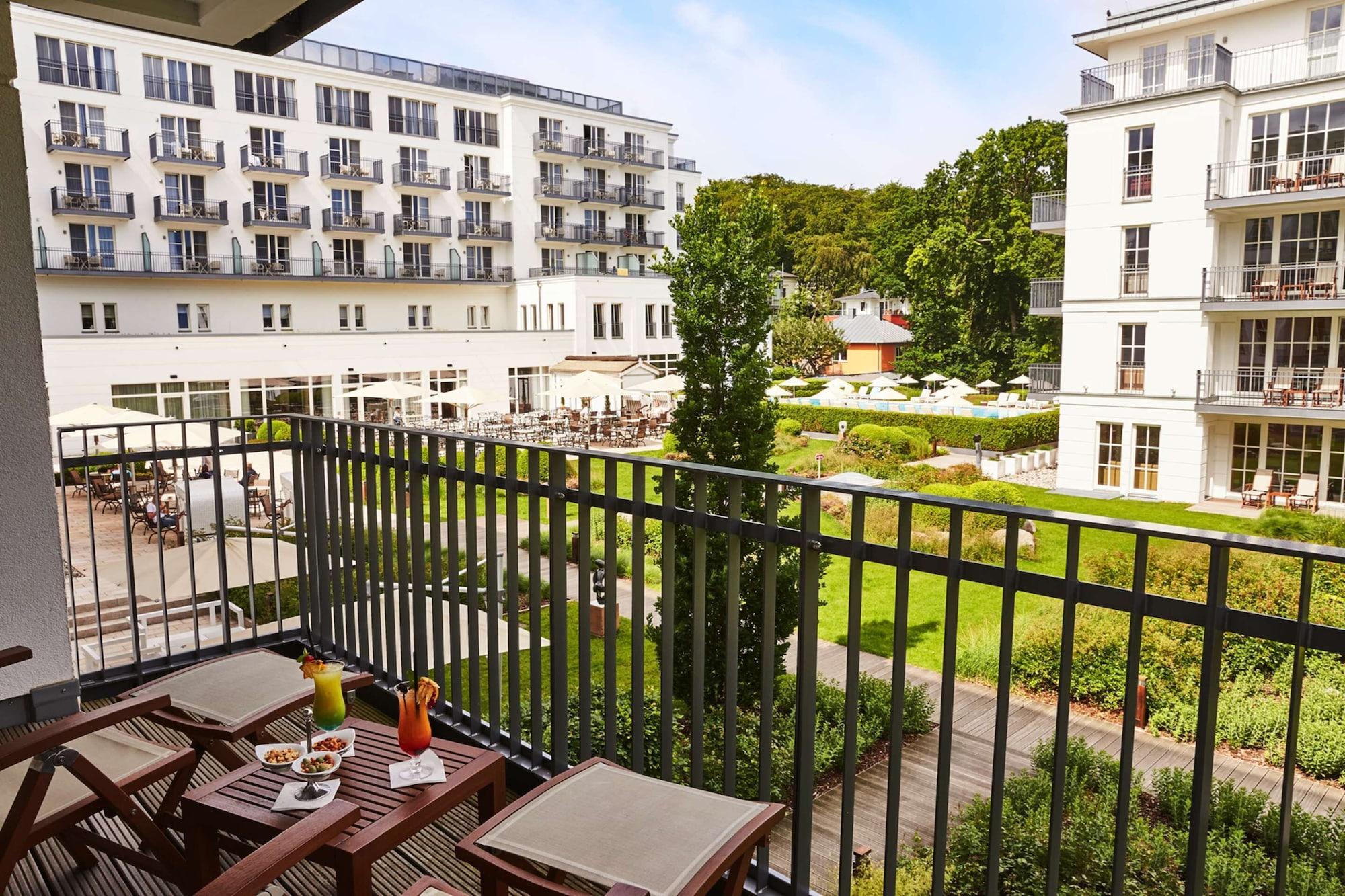 Steigenberger Grandhotel & Spa Heringsdorf Exteriör bild The Hotel