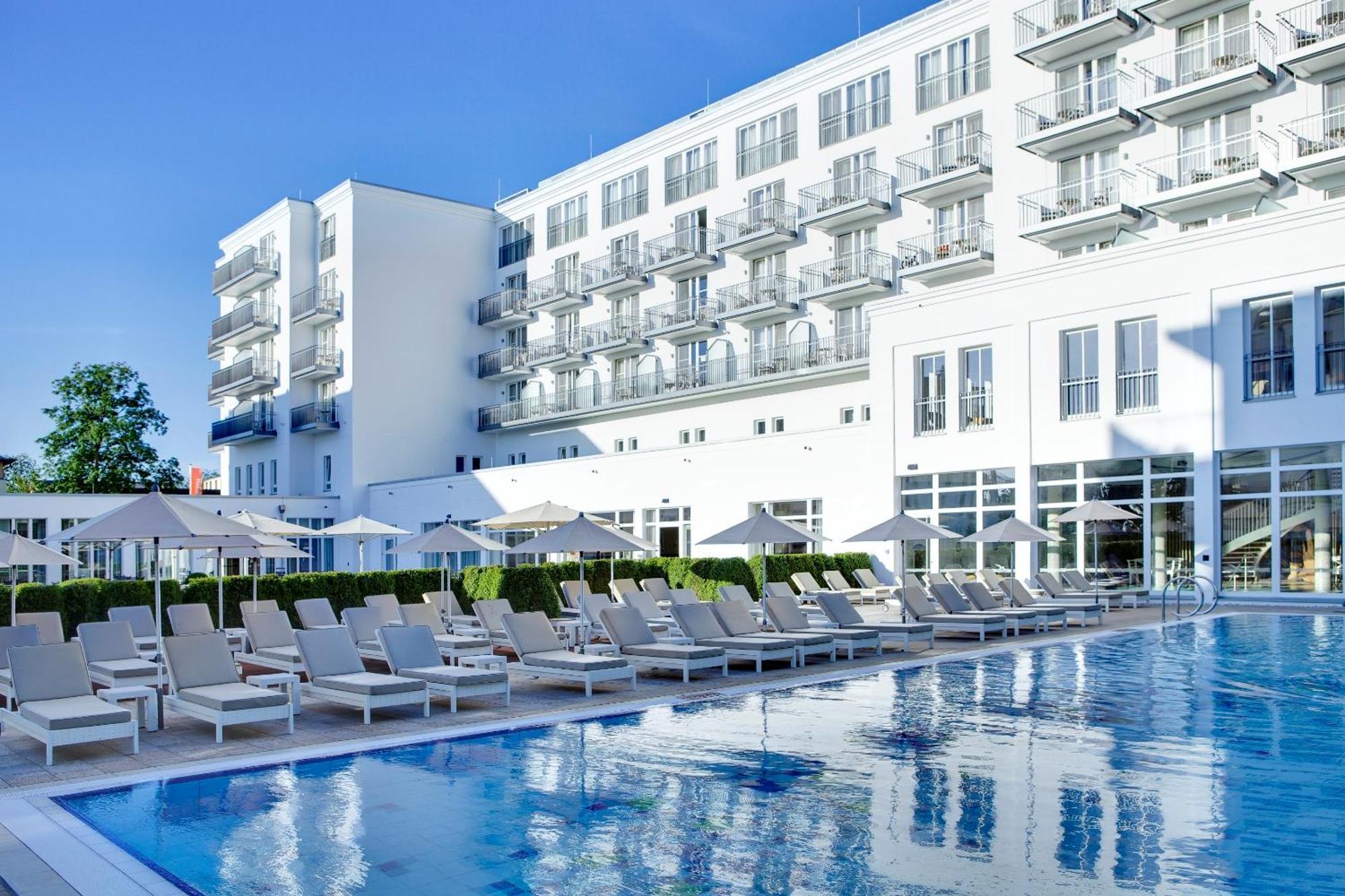 Steigenberger Grandhotel & Spa Heringsdorf Bekvämligheter bild The Hotel's pool