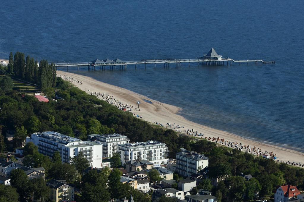 Steigenberger Grandhotel & Spa Heringsdorf Exteriör bild Pärnu beach and pier